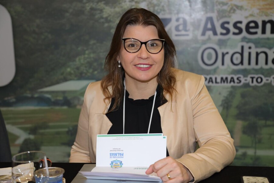 conselheira-do-crcsc-michele-patricia-roncalio-assume-a-presidencia-da-abrasf