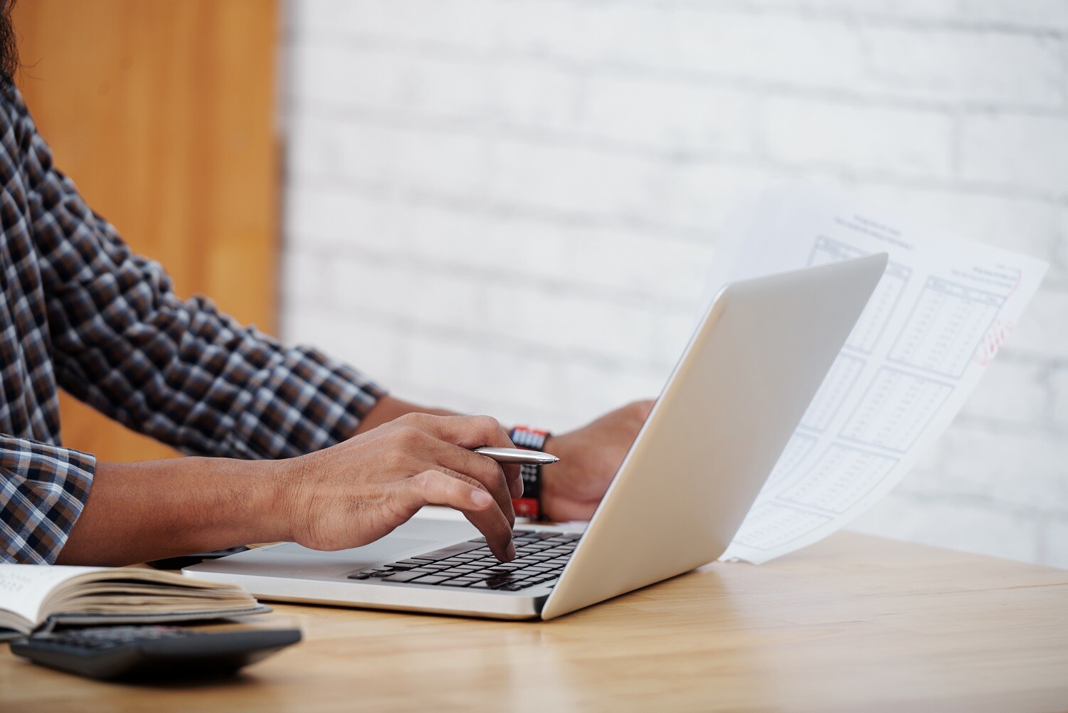 working-financial-report.jpg